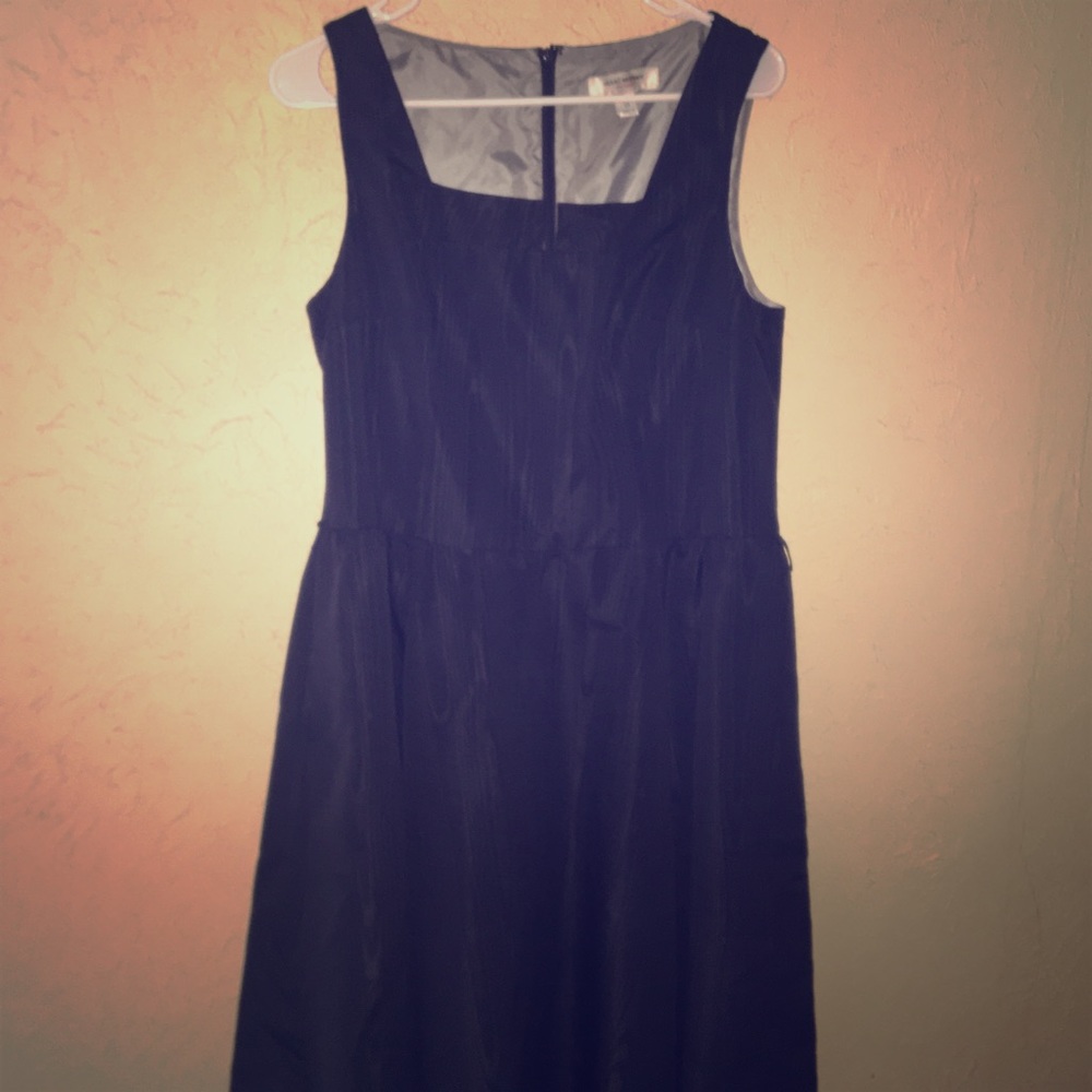 Beautiful navy blue party dress.